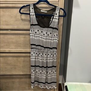 Toi & Moi Black and White Geometric Pattern Dress, size M